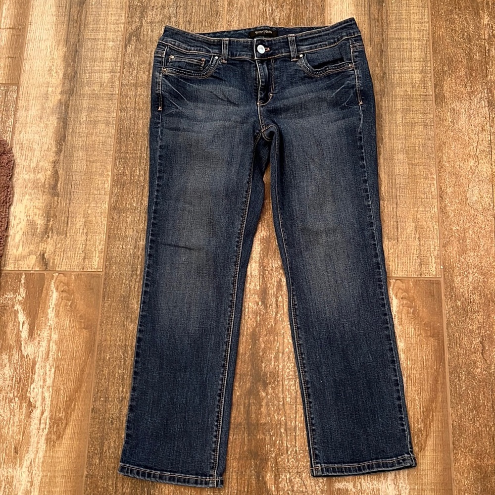 White House Black market women’s crop jeans